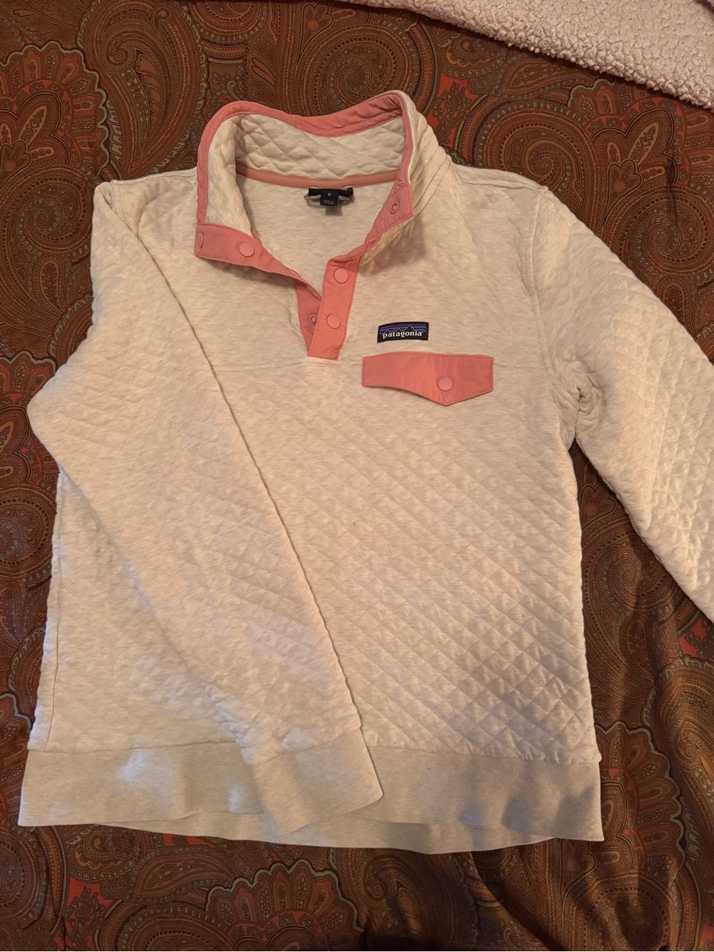 Patagonia Quilted Pullover in Cream with Pink Trim